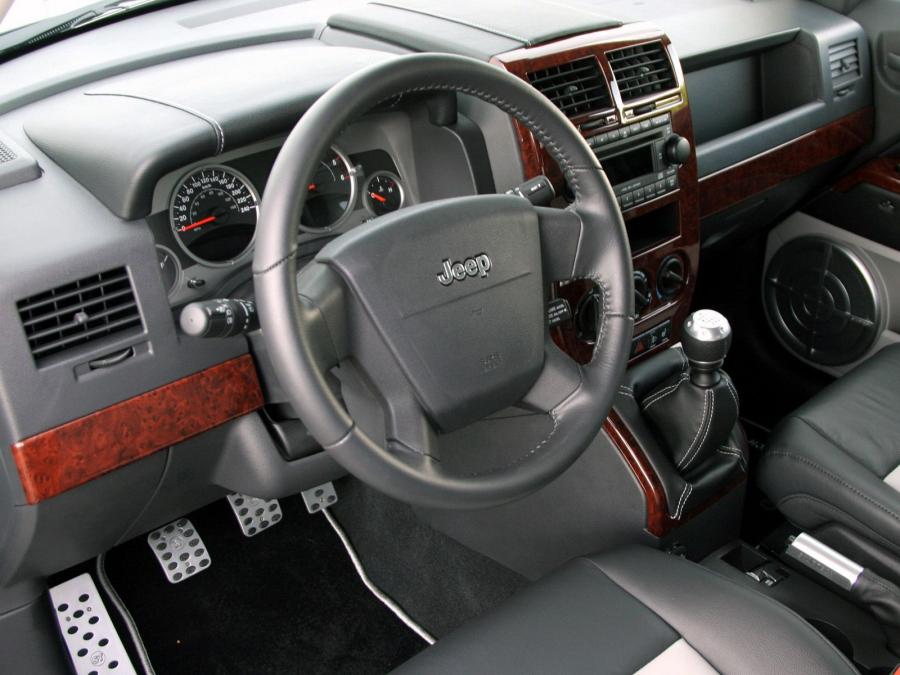  Jeep Patriot by Startech 2007 года  (фото 2 из 3)